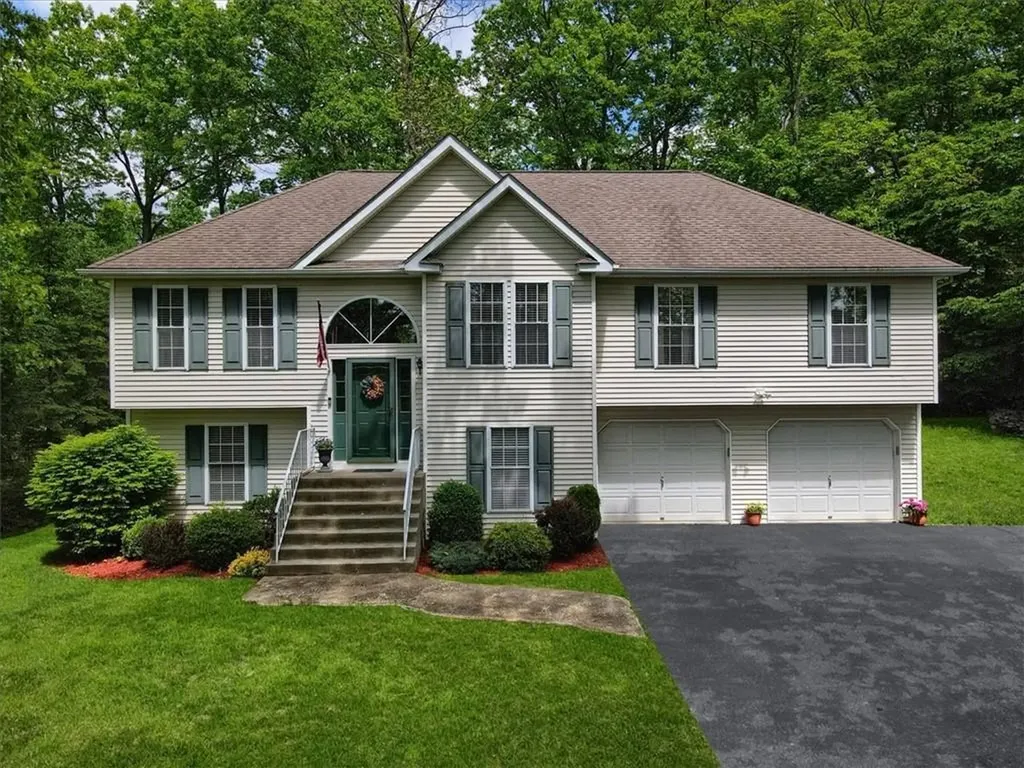 248 Mennella Road Poughquag NY 12570