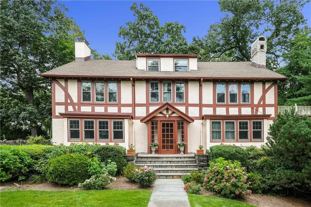 18 Circle Road Scarsdale NY 10583