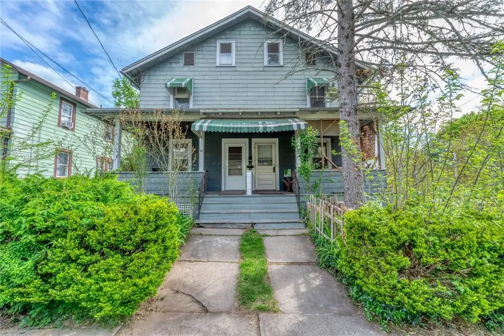 18-20 Hewitt Place Kingston NY 12401