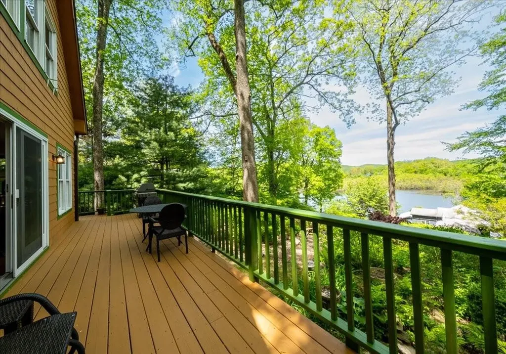 44 Unadilla Road Putnam Valley NY 10579