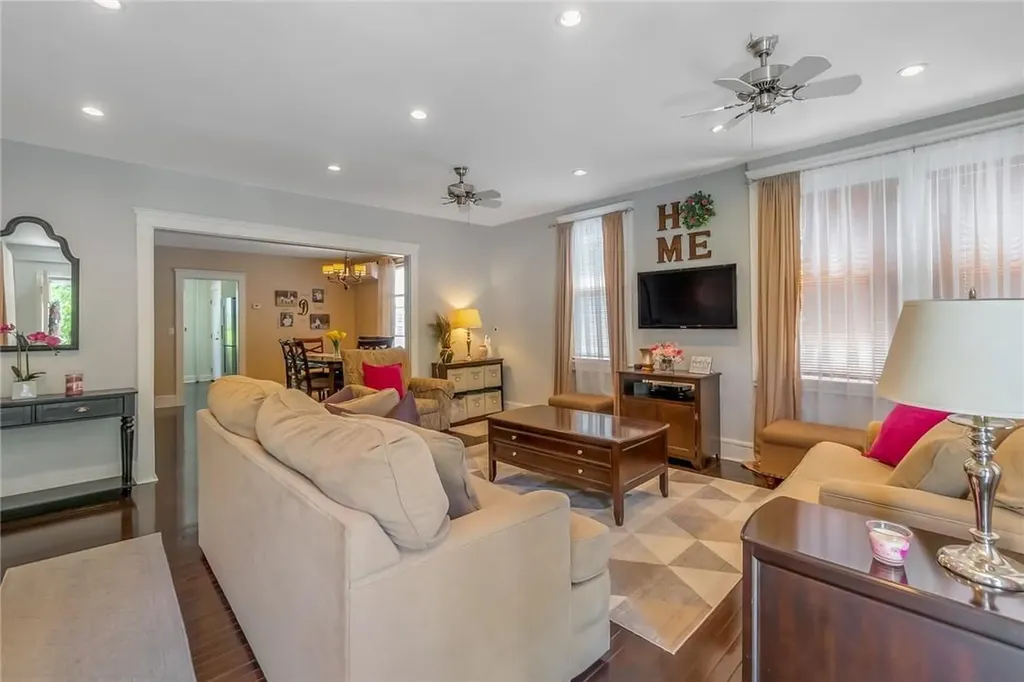 1582 Yates Avenue Bronx NY 10461