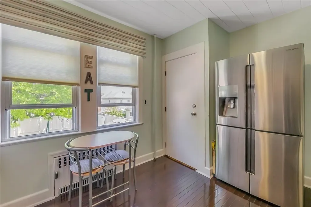 1582 Yates Avenue Bronx NY 10461