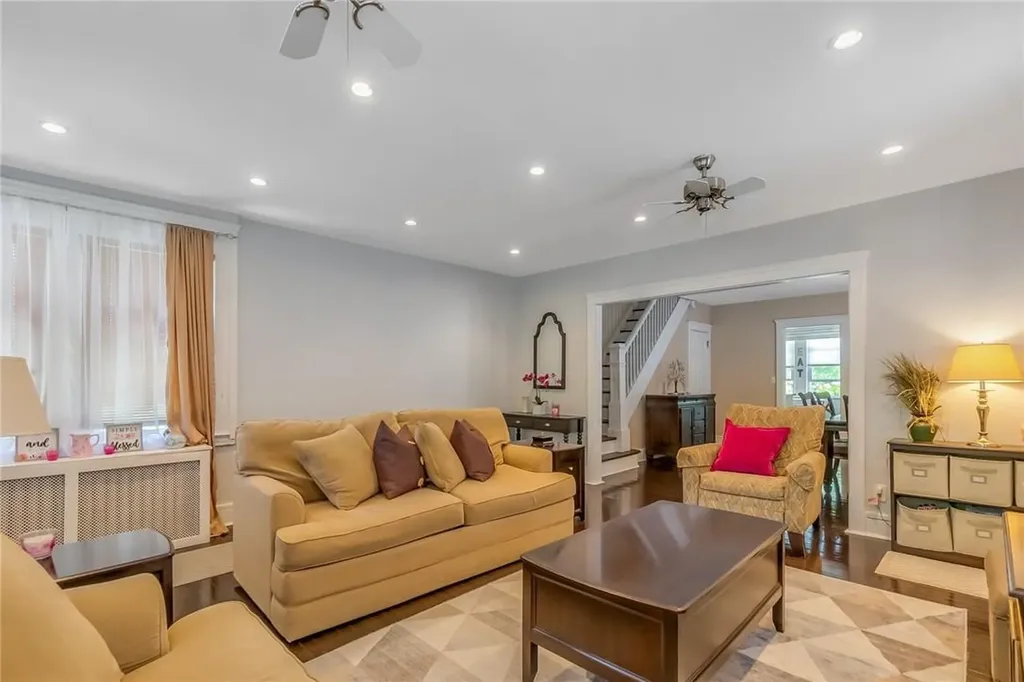 1582 Yates Avenue Bronx NY 10461