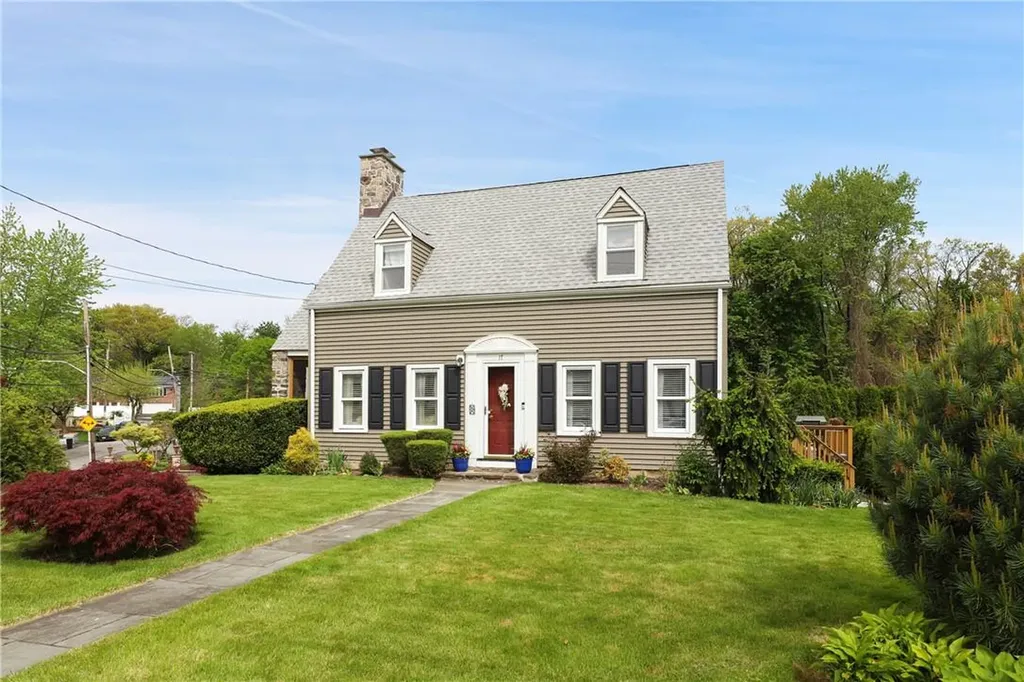 17 Cowdrey Street Yonkers NY 10701