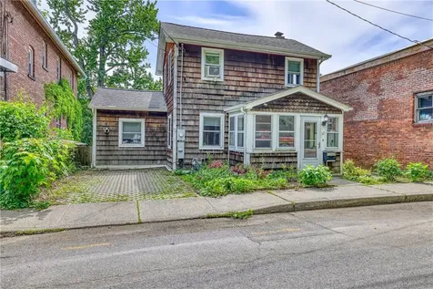 32 South Street Beacon NY 12508