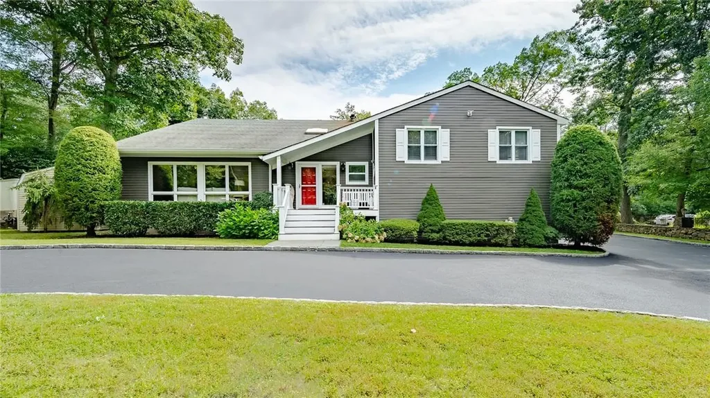 8 Byram Hill Road Armonk NY 10504