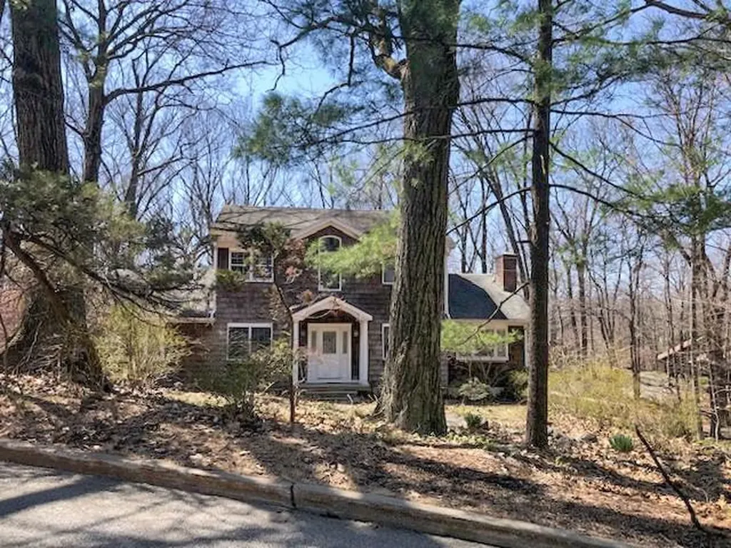 150 Mountain Road Irvington NY 10533