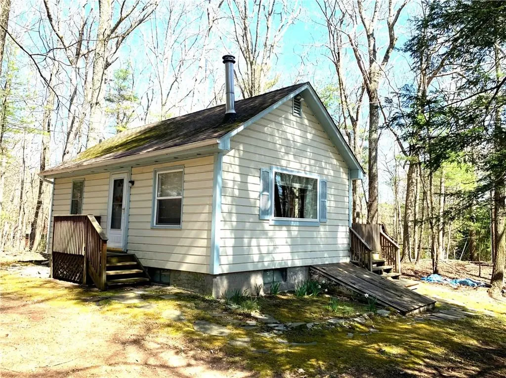 100 Maple Park Drive Shohola PA 18458
