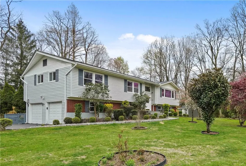 61 Sprain Road Scarsdale NY 10583