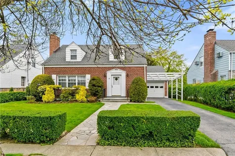 19 Inwood Street Yonkers NY 10704