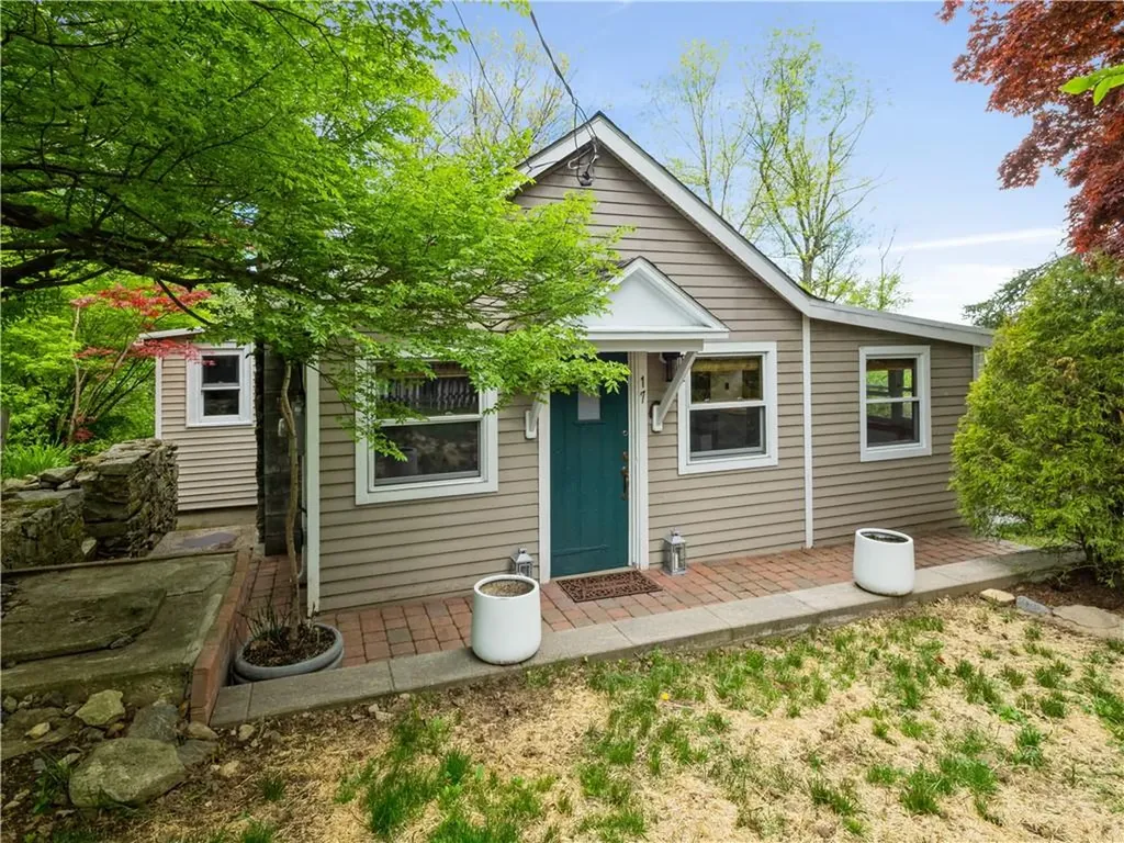 17 Amawalk Road Carmel NY 10512