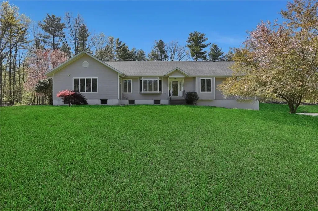 93 Half Moon Drive Cairo NY 12413