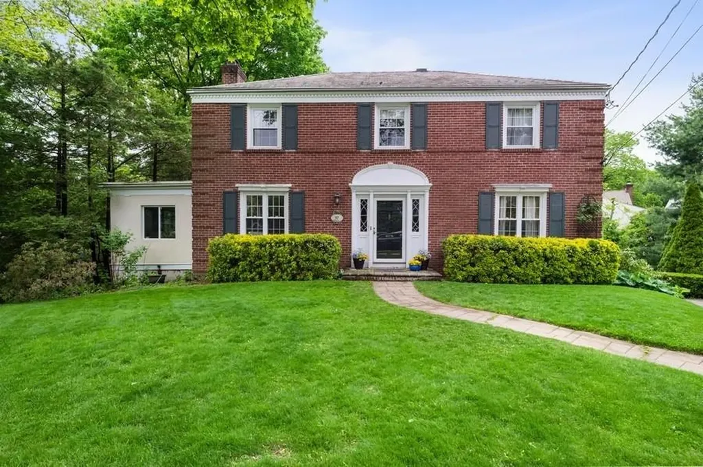 37 Alameda Place Mount Vernon NY 10552