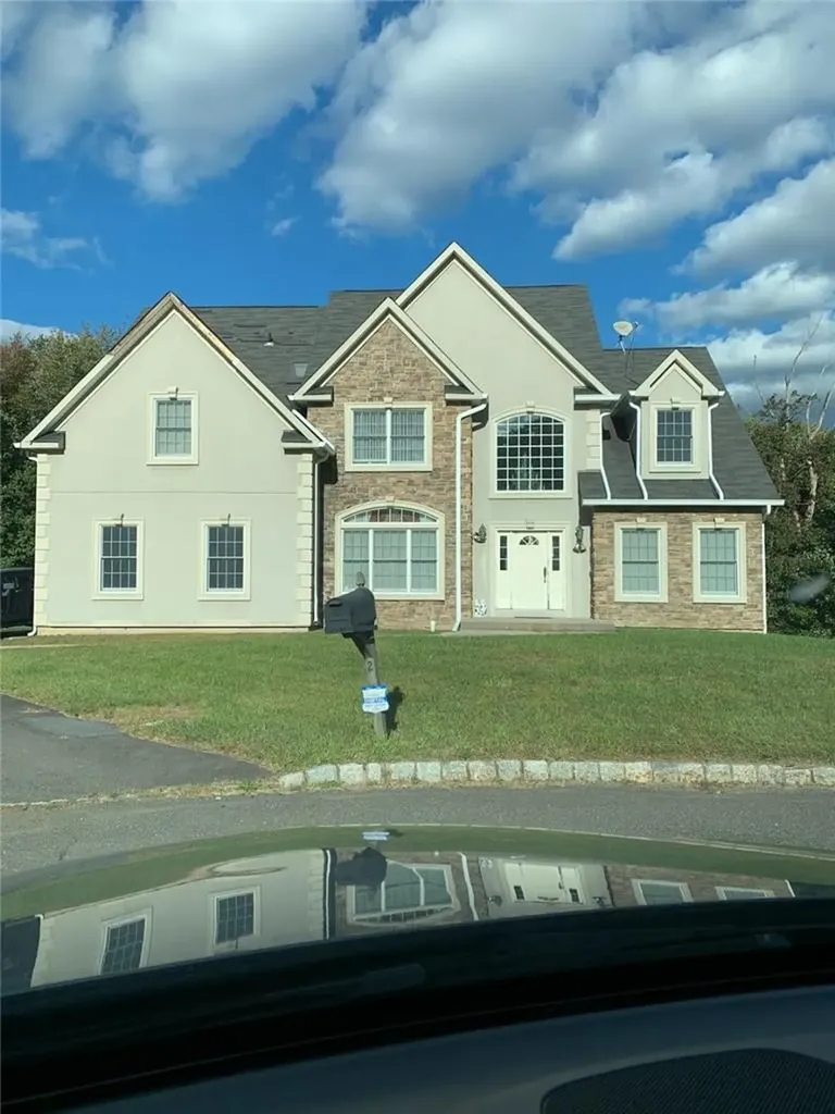 25 Oriole Street Spring Valley NY 10977