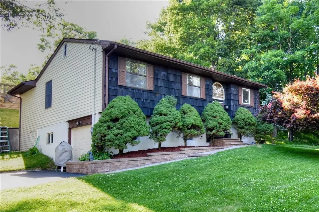 105 Lake Avenue Monroe NY 10950
