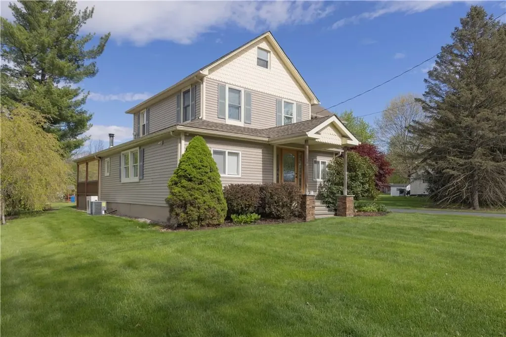 22 New Street Florida NY 10921