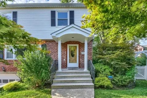 82 Parkway Circle Scarsdale NY 10583