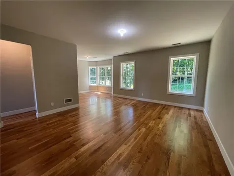 17 Vintner's Way Warwick NY 10990