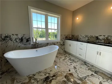 17 Vintner's Way Warwick NY 10990