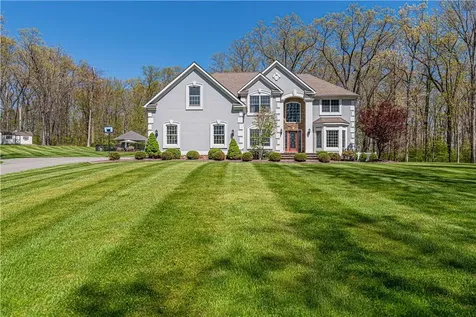 46 Whitetail Road Hopewell Junction NY 12533