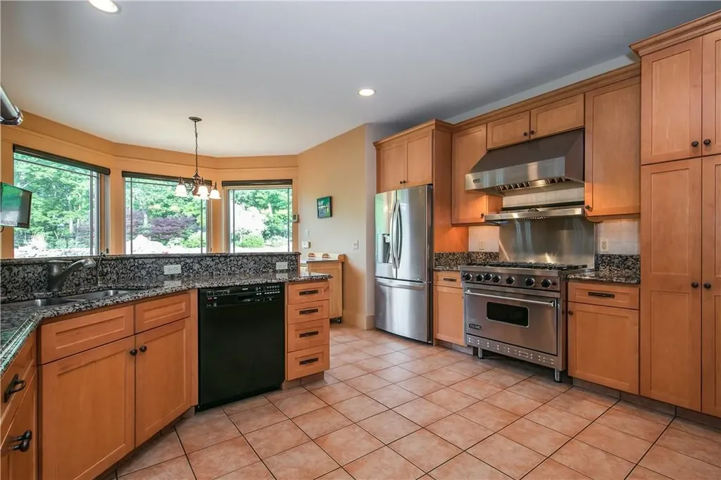 97 Prices Switch Road Warwick NY 10990