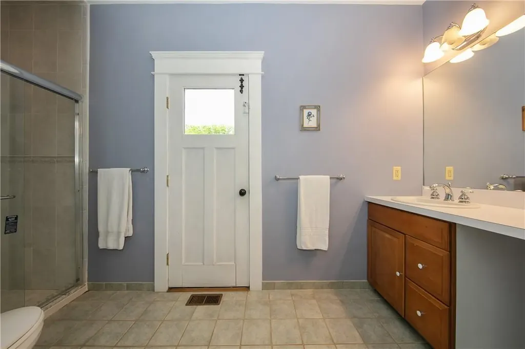 97 Prices Switch Road Warwick NY 10990