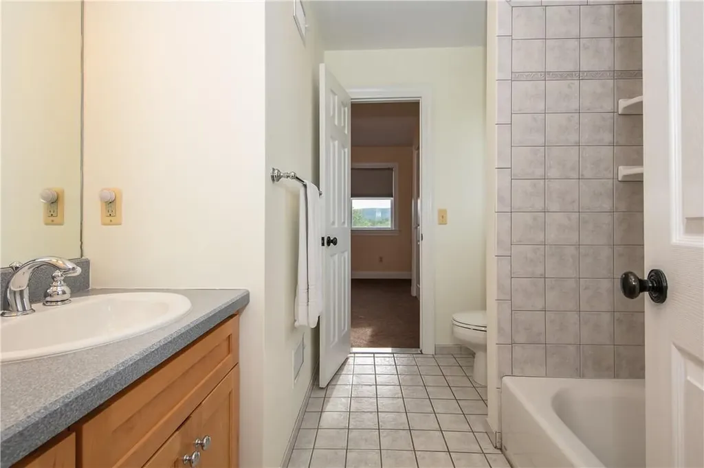 97 Prices Switch Road Warwick NY 10990