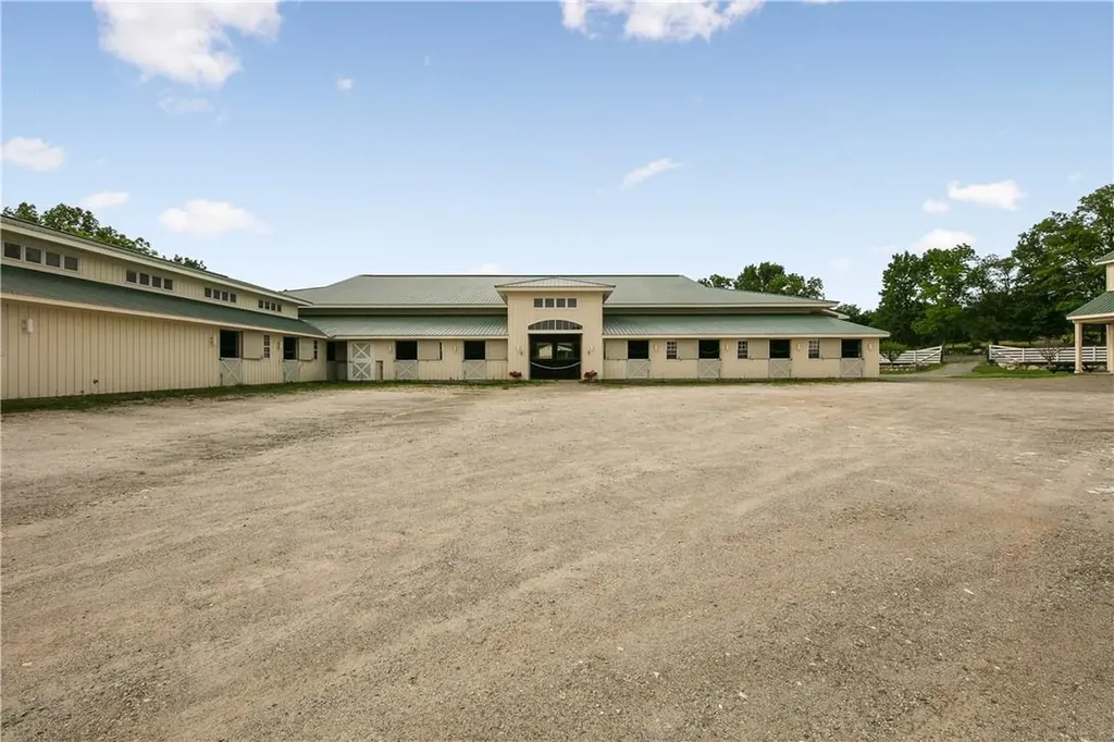 97 Prices Switch Road Warwick NY 10990