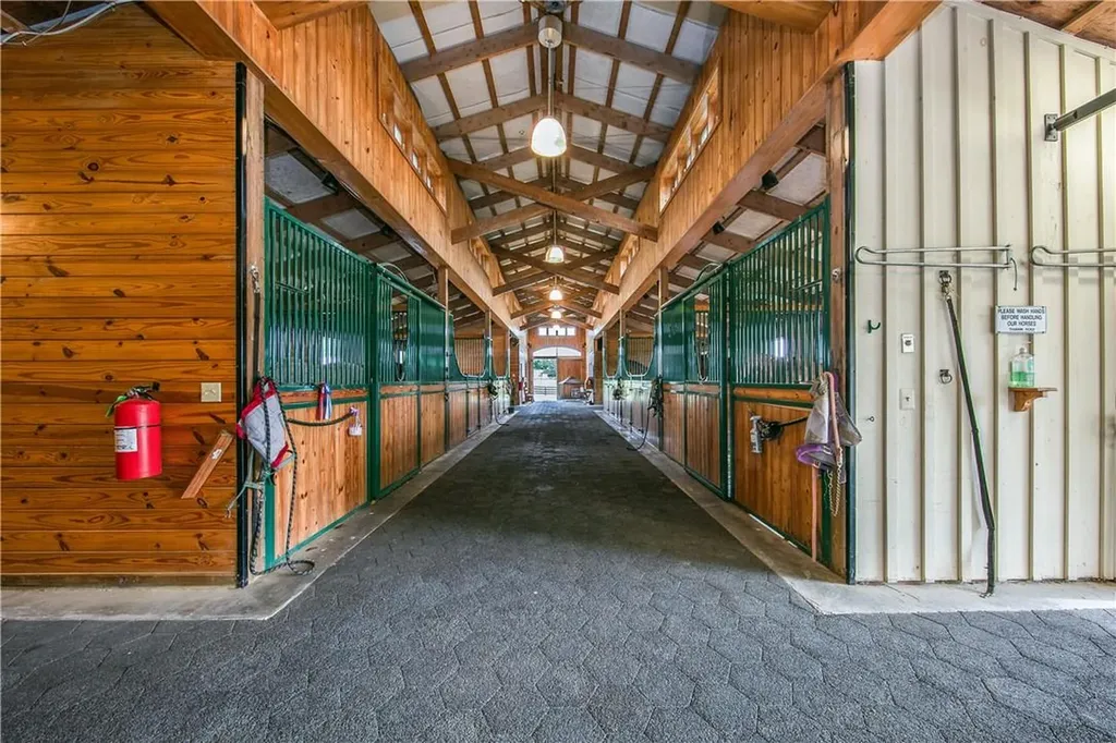 97 Prices Switch Road Warwick NY 10990