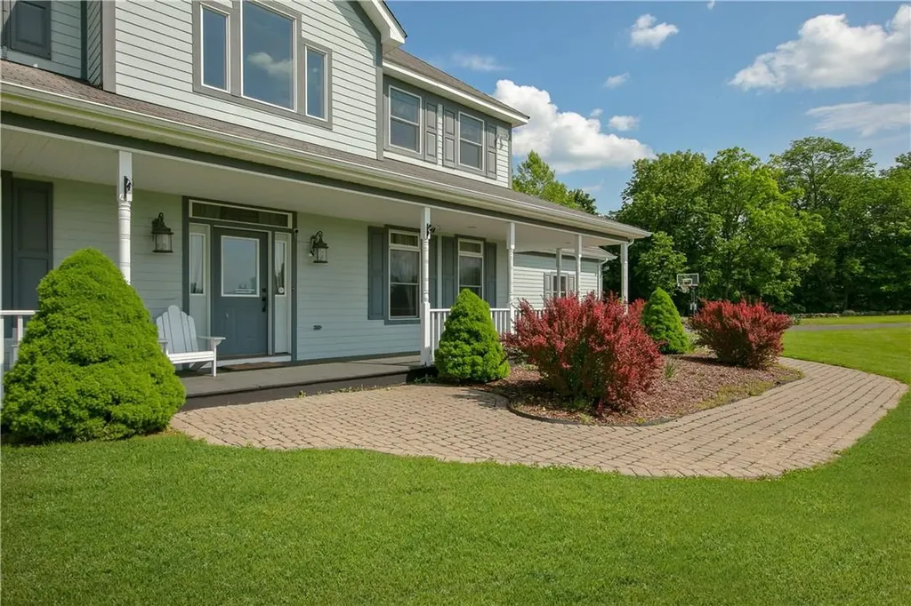 97 Prices Switch Road Warwick NY 10990
