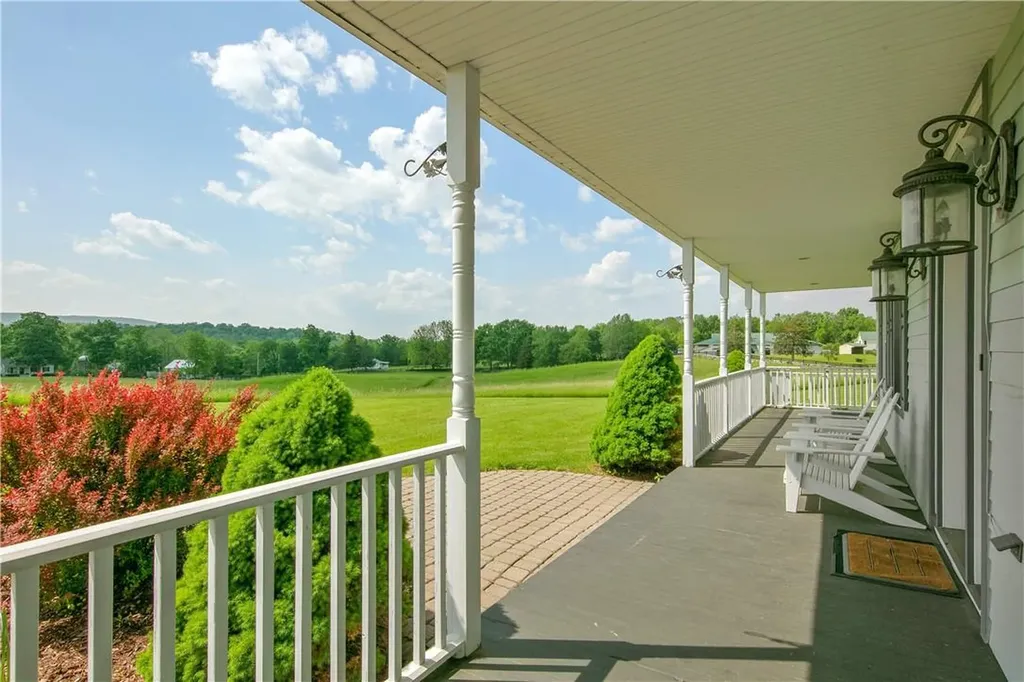97 Prices Switch Road Warwick NY 10990