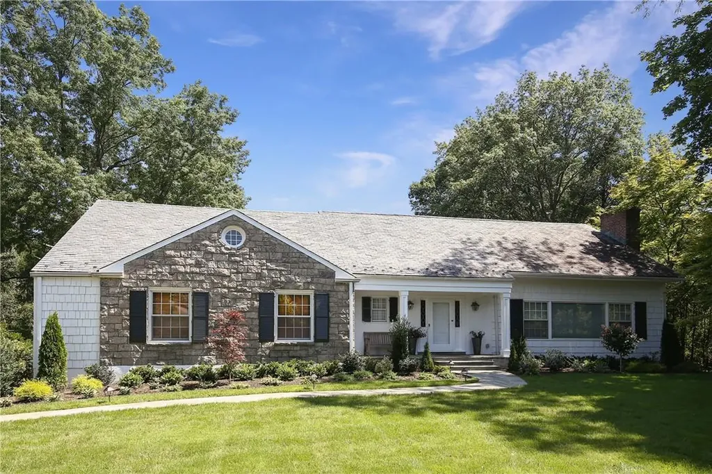 7 Normandy Lane Scarsdale NY 10583