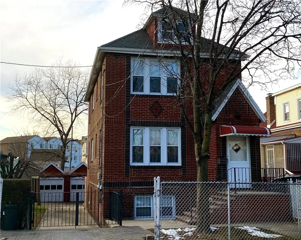 135 Pugsley Avenue Bronx NY 10473