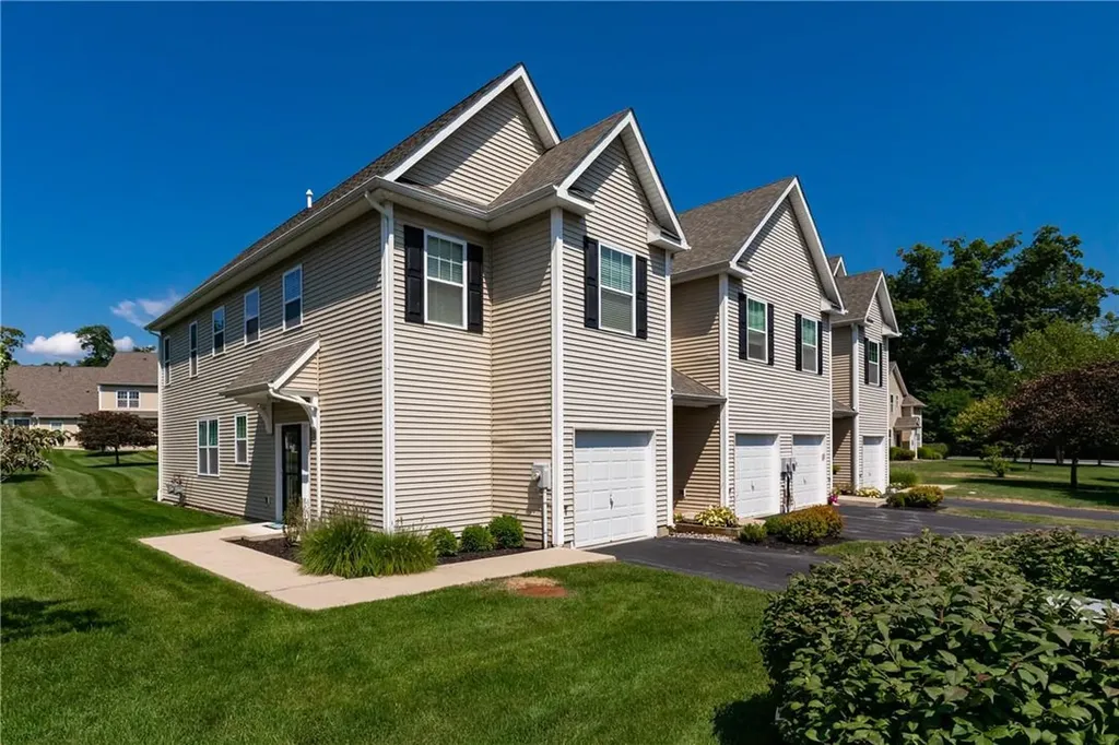 1 Halley Court Poughkeepsie NY 12601