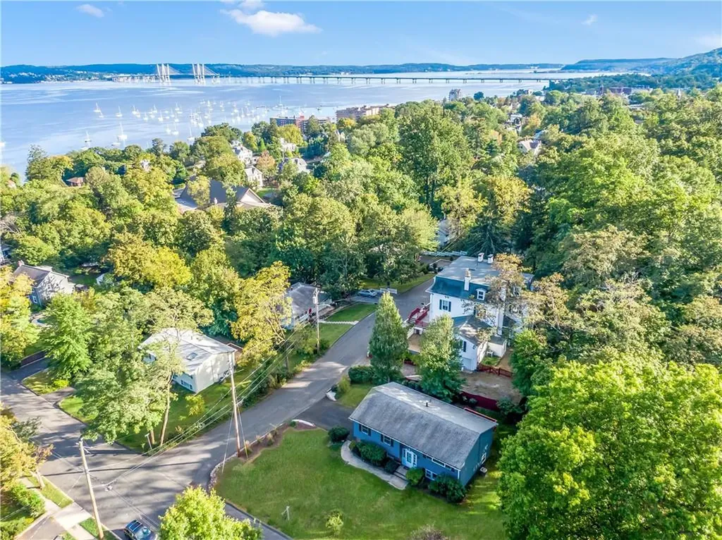 111 Highmount Avenue Nyack NY 10960