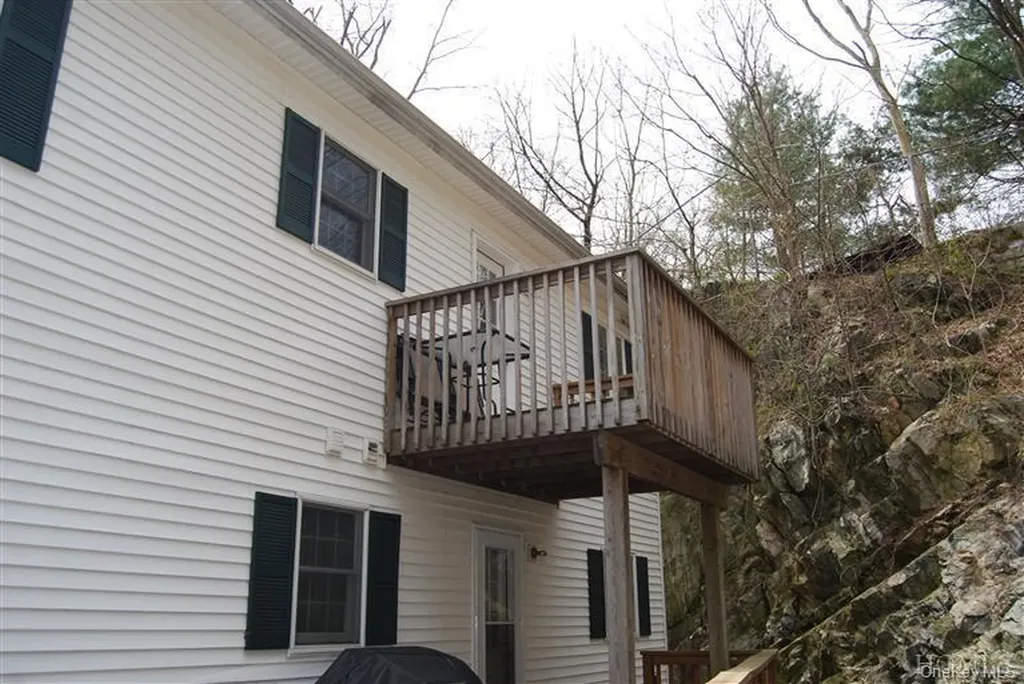 36 E Washington Place White Plains NY 10603