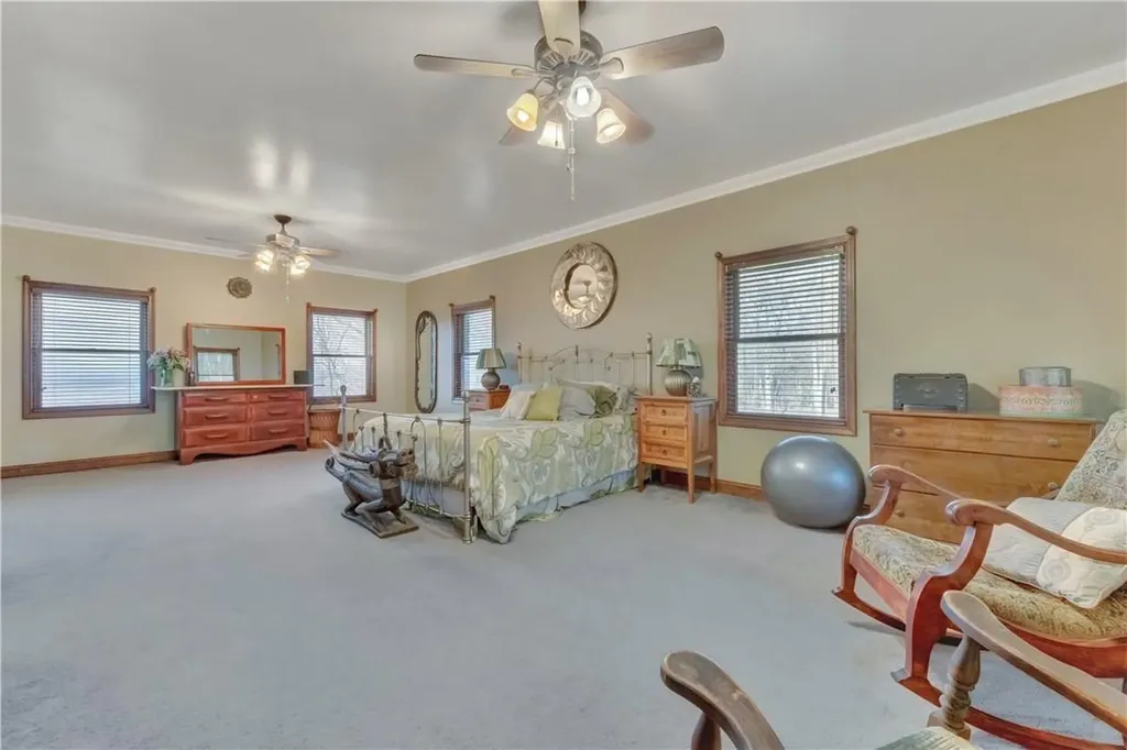 12 Pysners Peak Warwick NY 10990