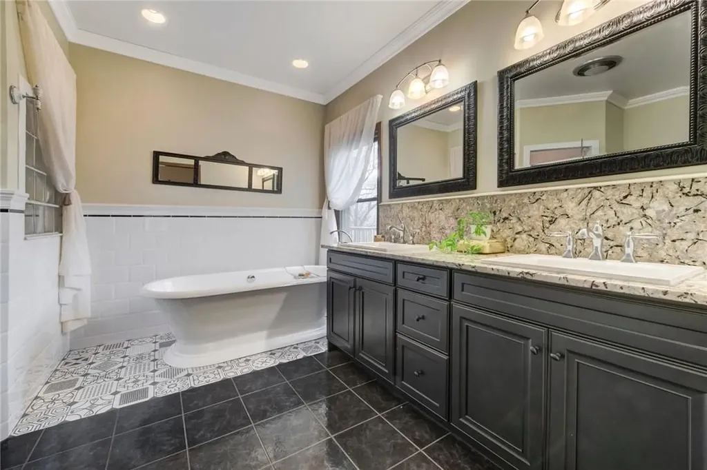 12 Pysners Peak Warwick NY 10990