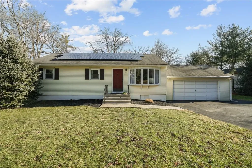 124 Shuart Road Airmont NY 10952