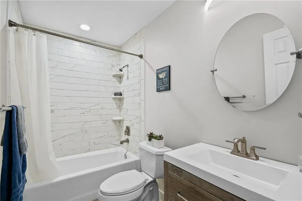 124 Shuart Road Airmont NY 10952