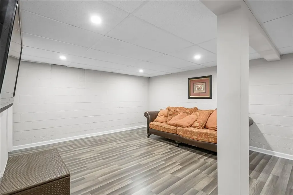124 Shuart Road Airmont NY 10952