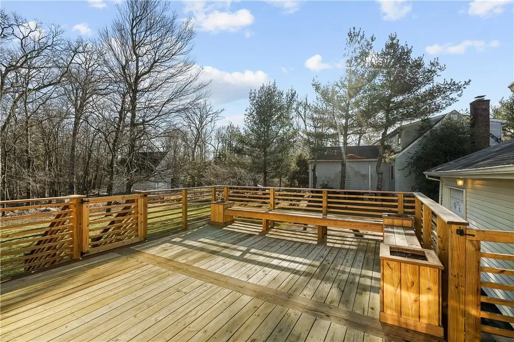 124 Shuart Road Airmont NY 10952