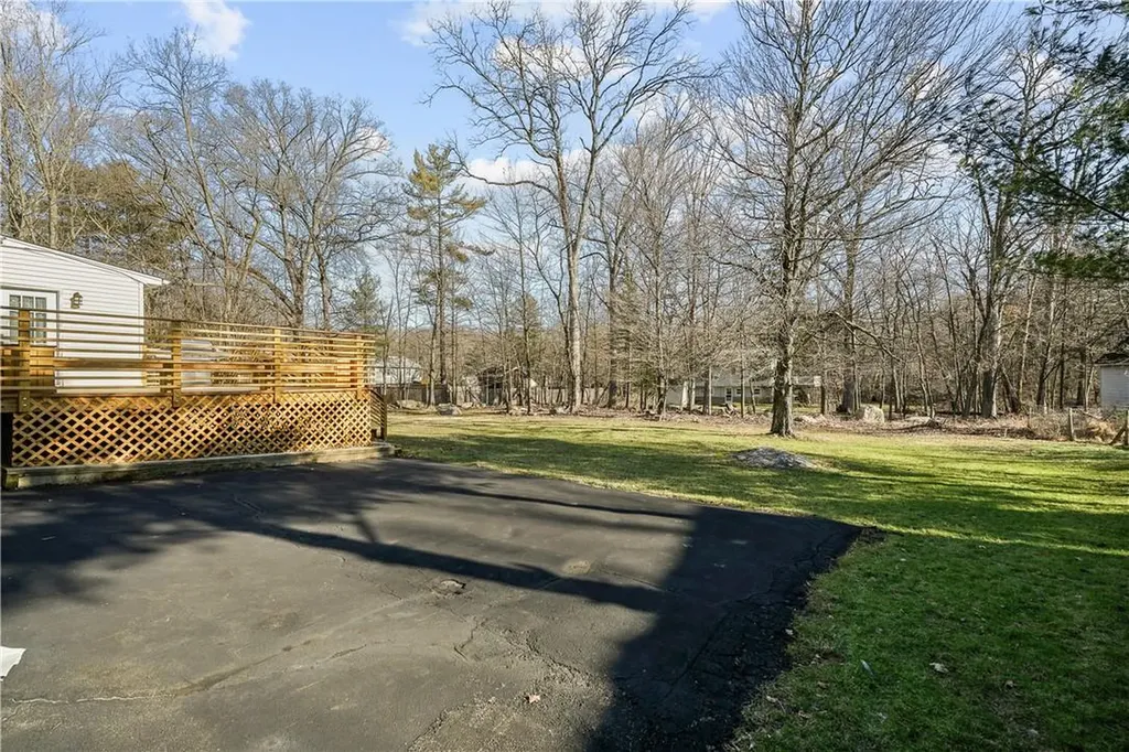 124 Shuart Road Airmont NY 10952
