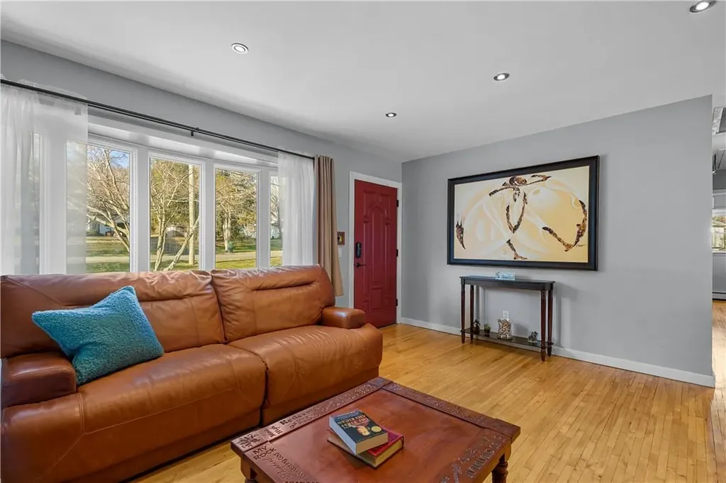 124 Shuart Road Airmont NY 10952