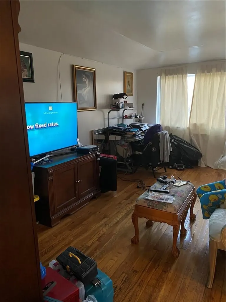 3601 Pratt Avenue Bronx NY 10466
