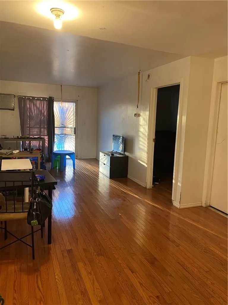 3601 Pratt Avenue Bronx NY 10466