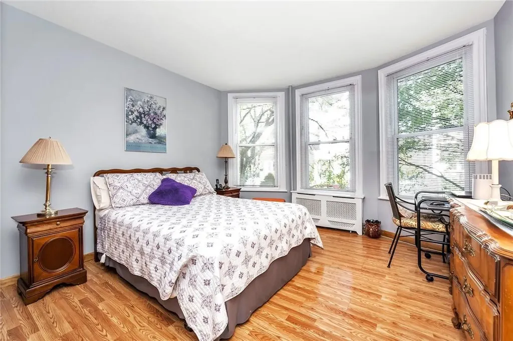 4347 Martha Avenue Bronx NY 10470