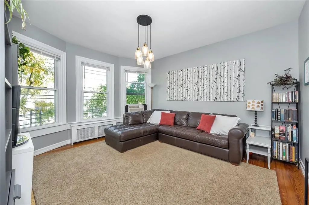 4347 Martha Avenue Bronx NY 10470