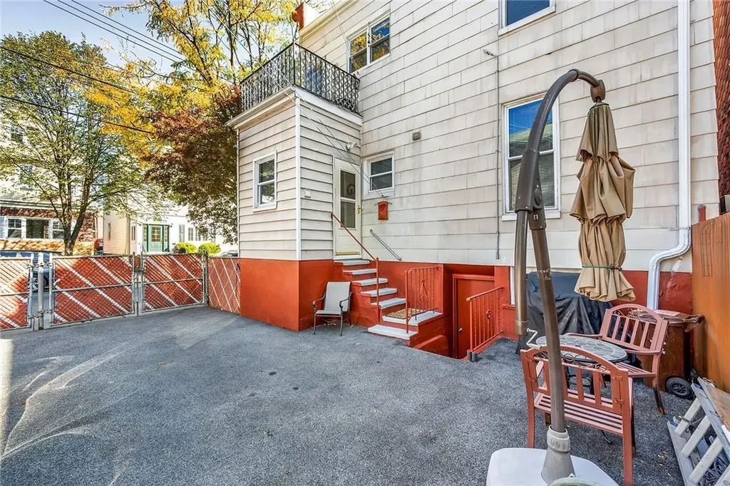 4347 Martha Avenue Bronx NY 10470