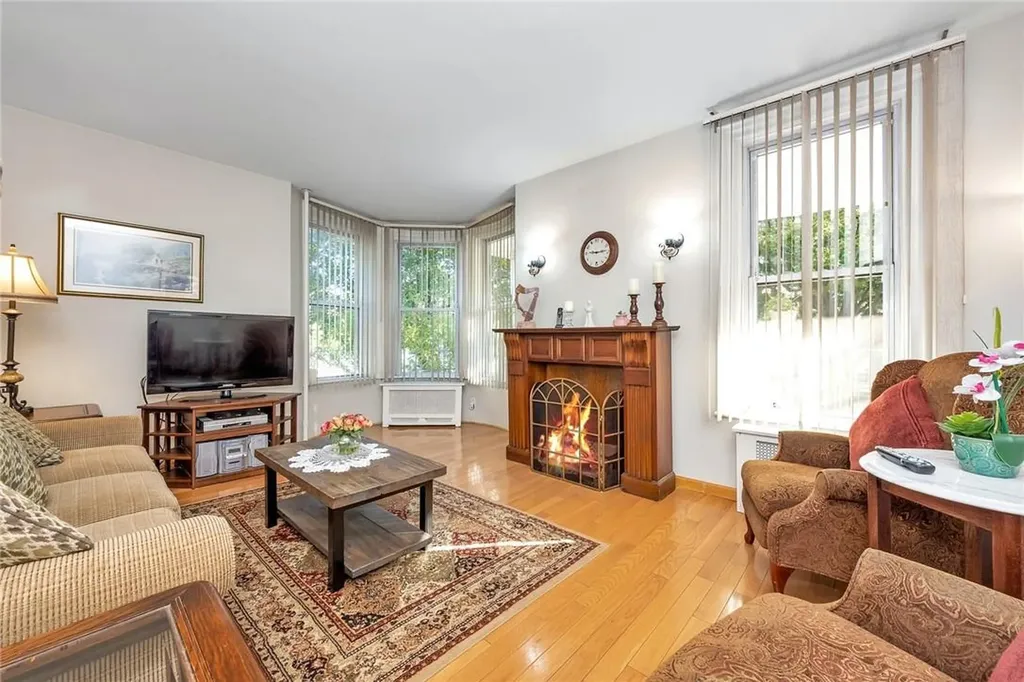 4347 Martha Avenue Bronx NY 10470